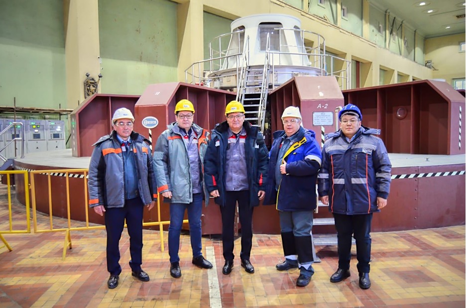 Председатель Правления АО "Самрук-Энерго" провел рабочий визит на Усть-Каменогорскую ГЭС