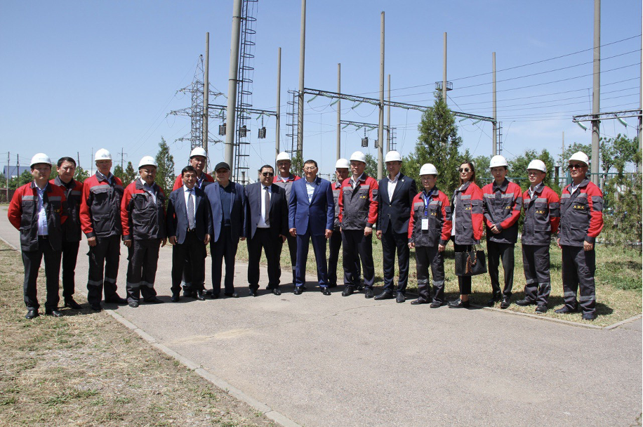 Electricians' competition kicks off at Alatau Zharyk Company