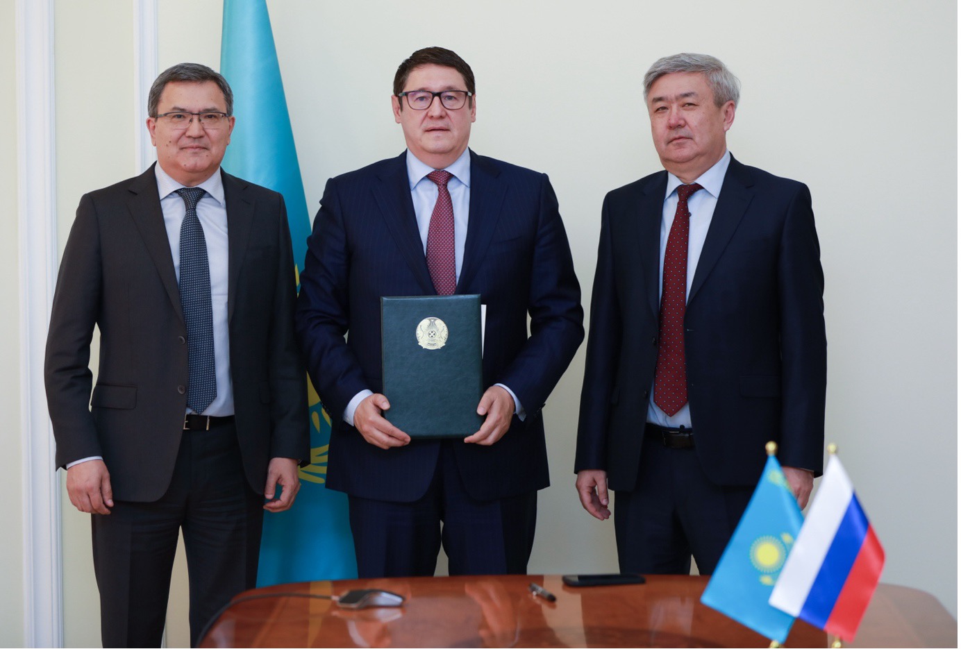 Samruk-Energy head joins signing of Inter-Governmental Agreement for coal-fired power plants