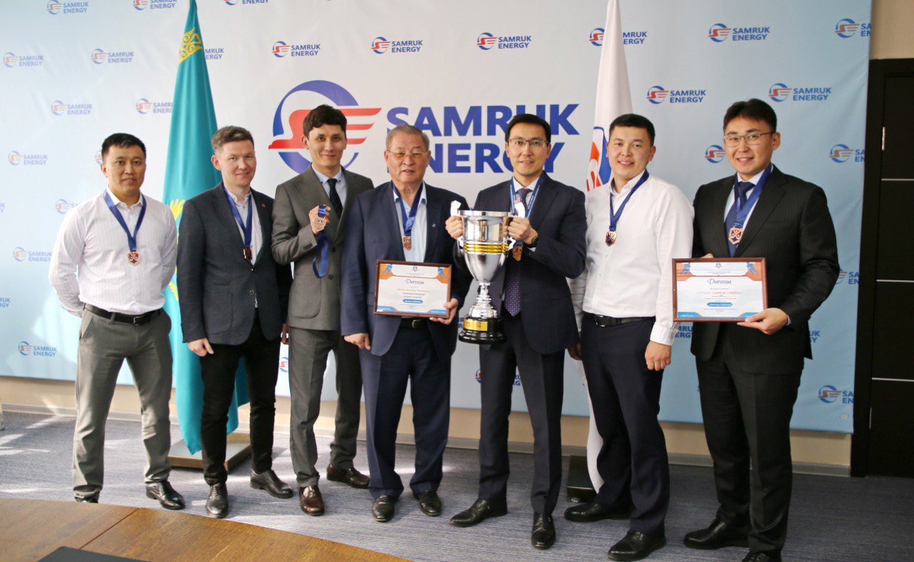 Хоккейная команда АО «Самрук-Энерго» «Тумен Samruk Energy» стала бронзовым призером «Астанинской Любительской Хоккейной Лиги, сезон 2021-2022»!